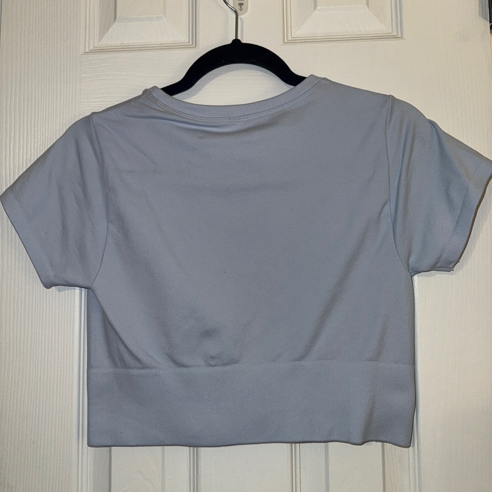 Aerie Women's Light Gray Crop Top - Picture 8 of 8
